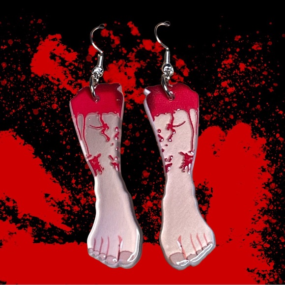 New 2 pair bundle boutique Halloween earrings scream mask knives bloody legs - Picture 3 of 3